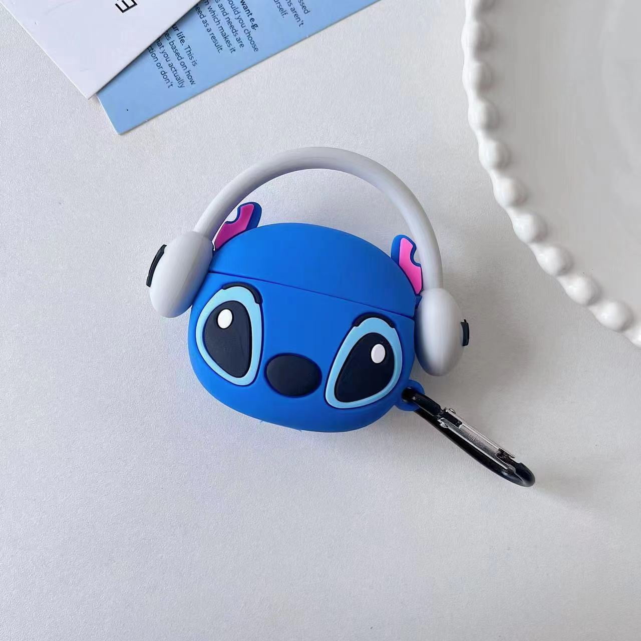 HELANHO Cartoon Stitch Silicone Protective Case for Airpods Pro 2 Wireless Earbuds Charger with Carabiner Clip - Anti-Scratch Cover QQH63-2474